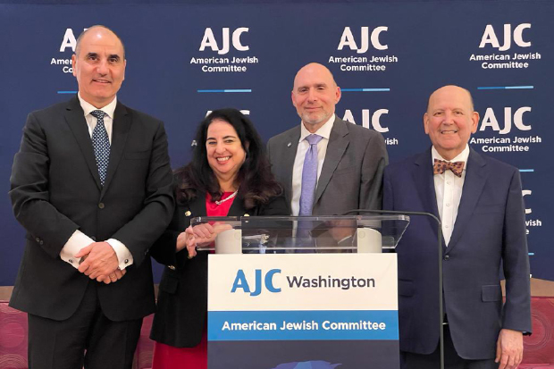 Цветанов  с голямо признание от Американския еврейски комитет във Вашингтон